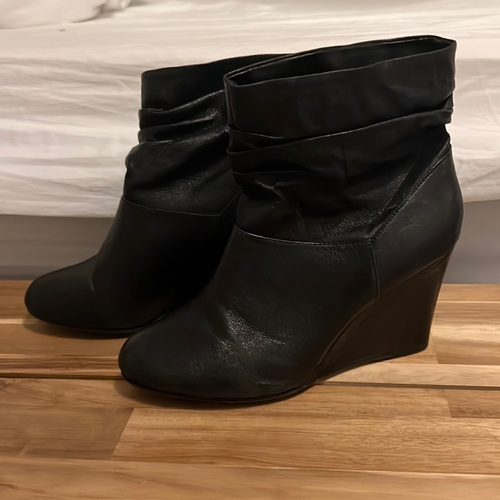 Vintage black leather wedge boots